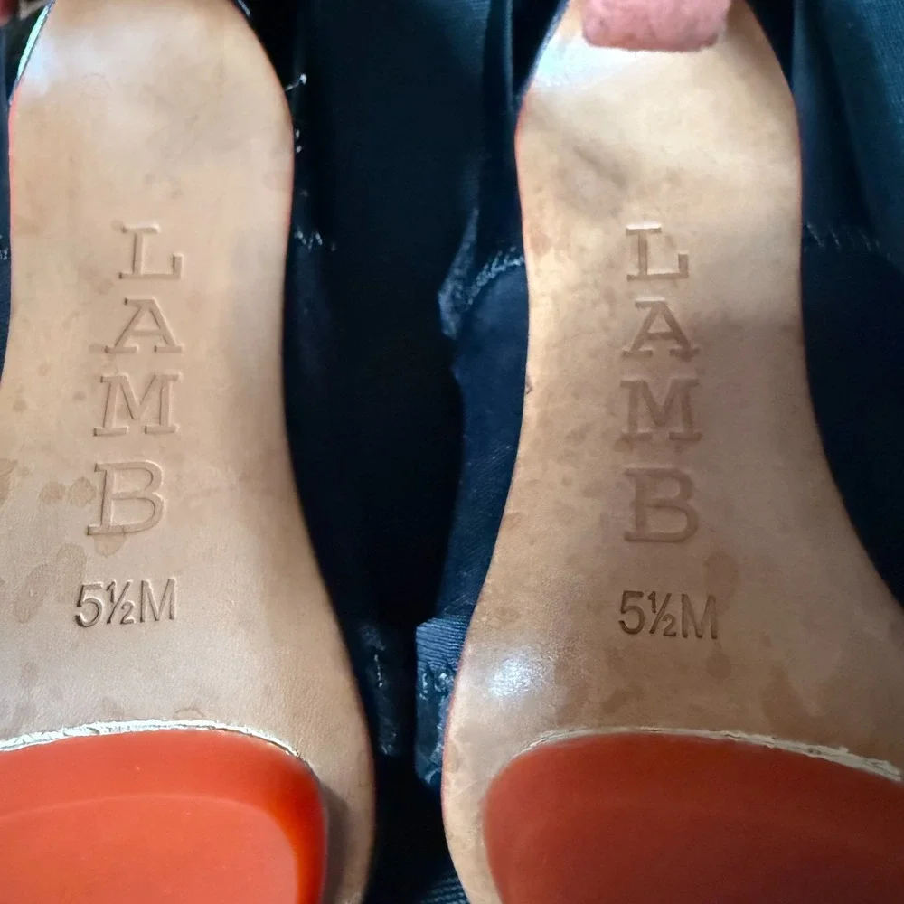 L.A.M.B. Black Leather Suede Ankle Strap Stiletto Heels‎ Womens 5.5M